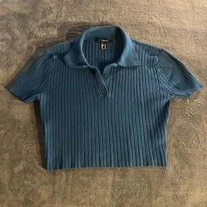 FOREVER 21 CROPPED SHIRT